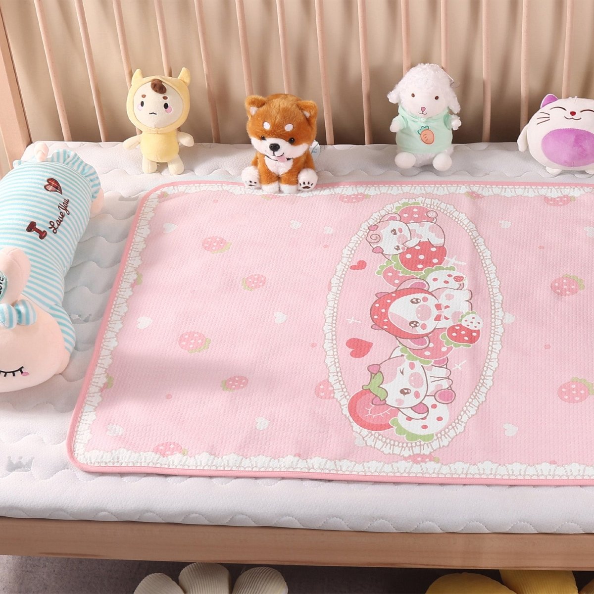 Landofgenie Adult Diaper Changing Pad 30 x 45.5inches- Strawberry Cow - landofgenie