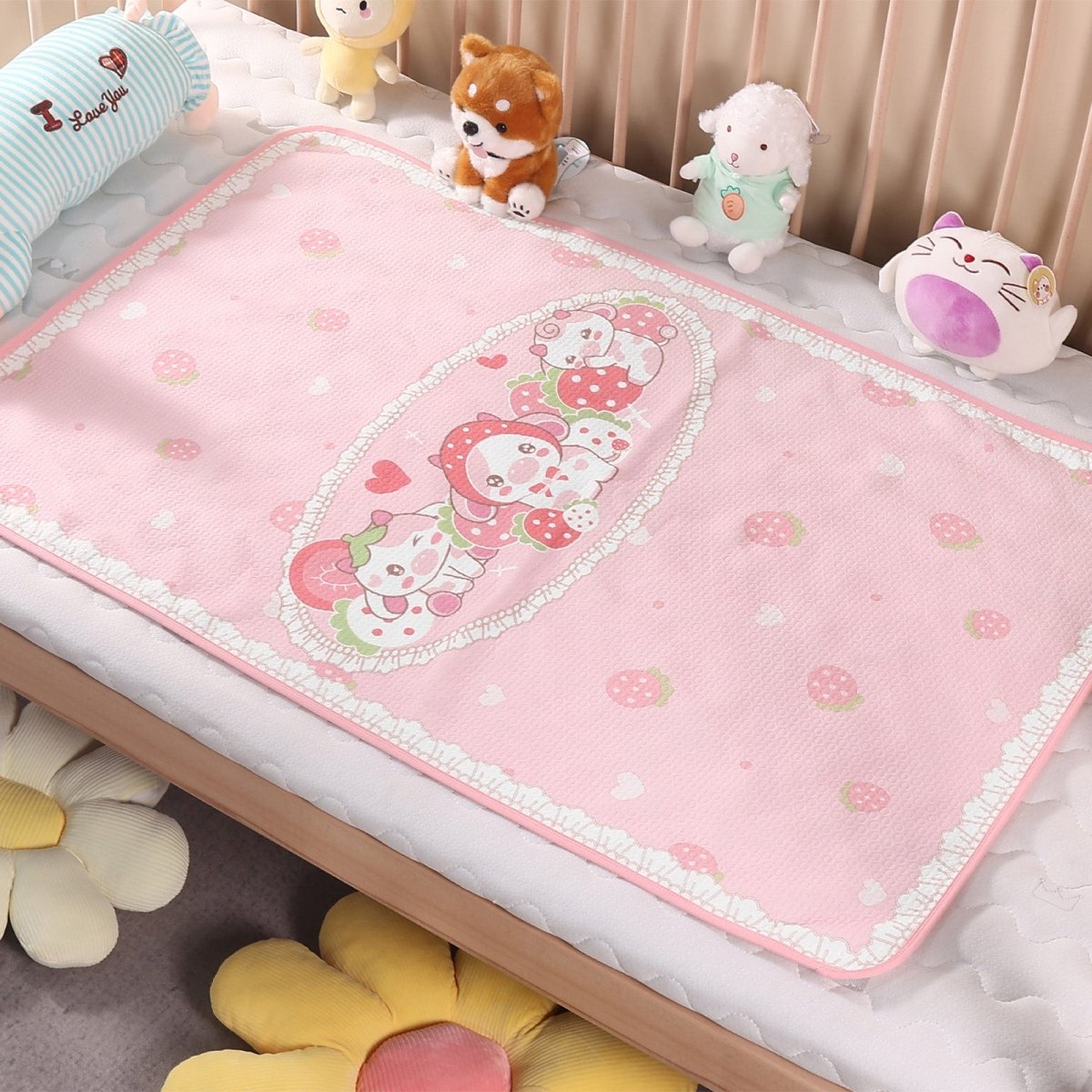 Landofgenie Adult Diaper Changing Pad 30 x 45.5inches- Strawberry Cow - landofgenie